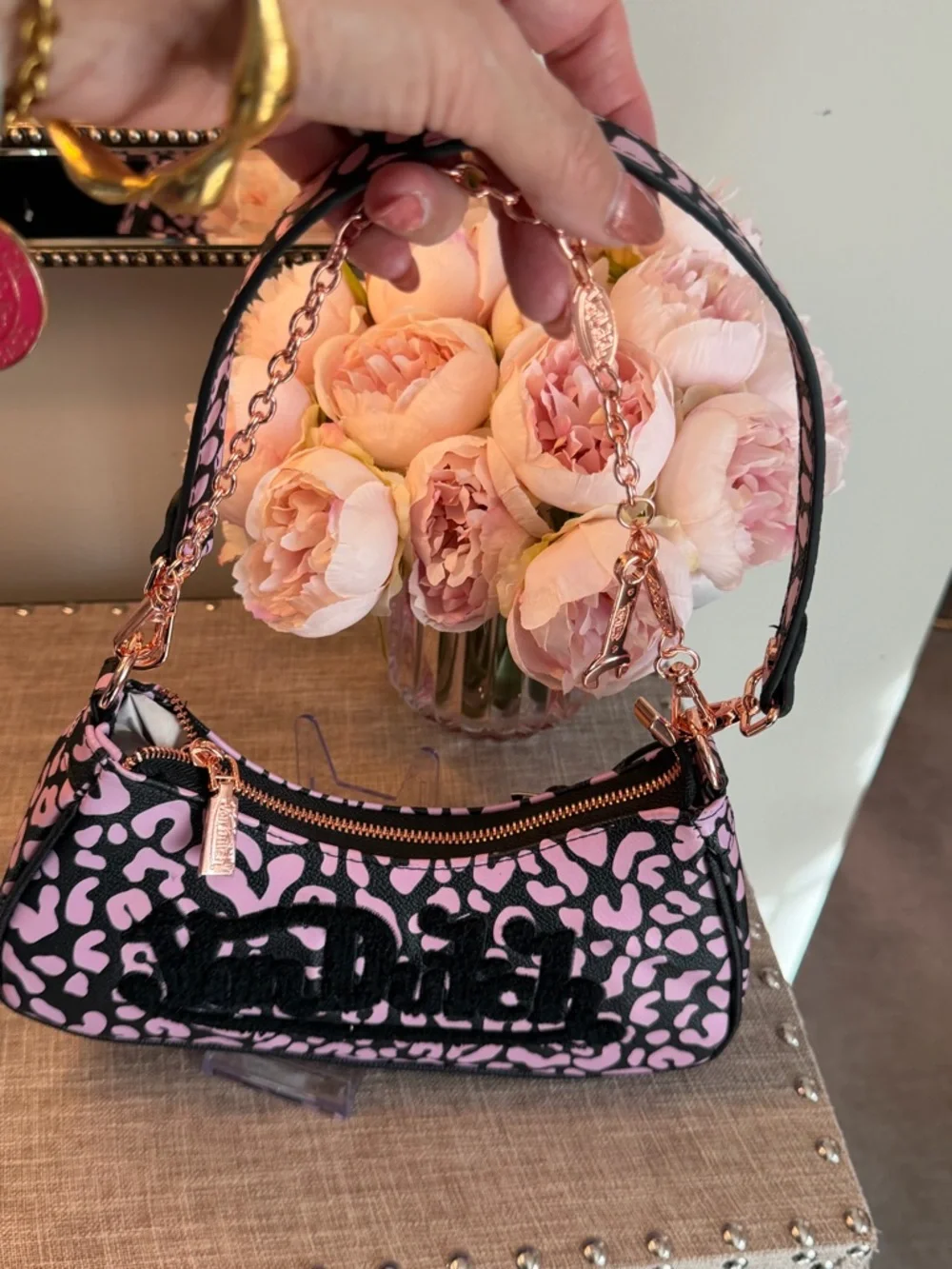 Von Dutch NWT Pink Leopard-Print Shoulder Bag with Rose Gold Chain - Picture 5 of 8